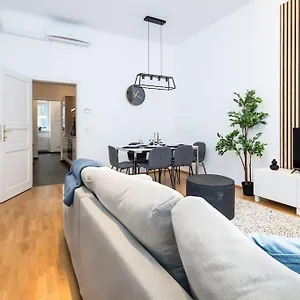 Orestaliving - Spacious 2br On The Danube Canal Wien